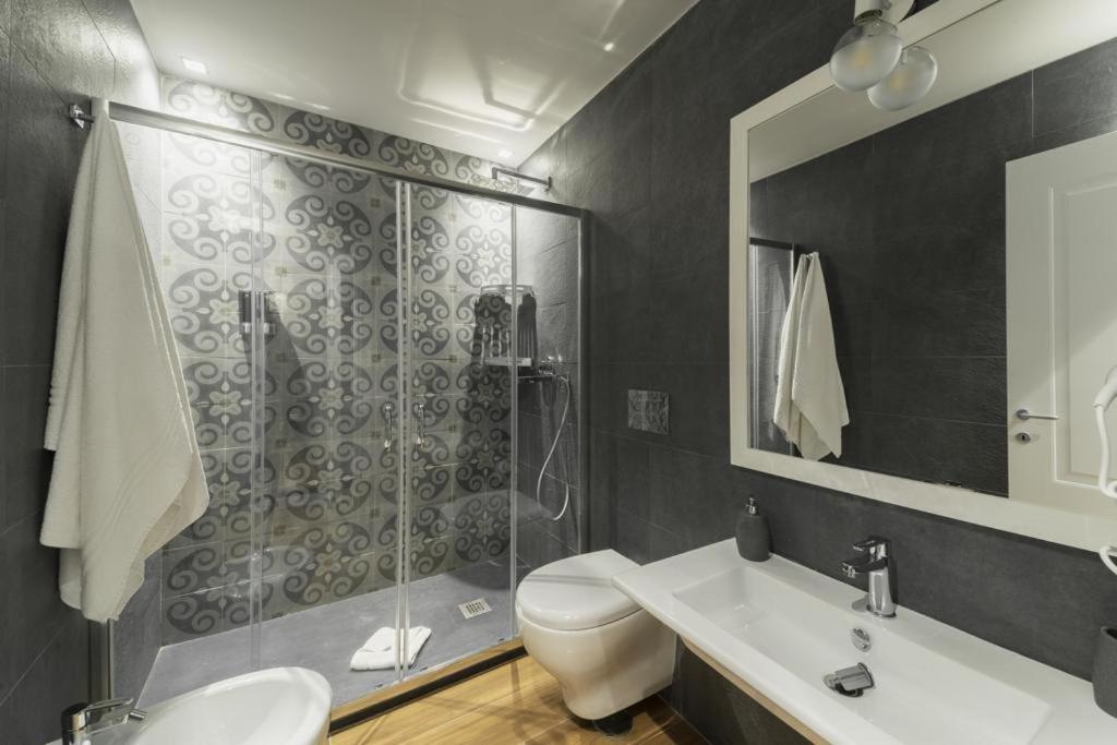 New Born Hotel Rome Bagian luar foto
